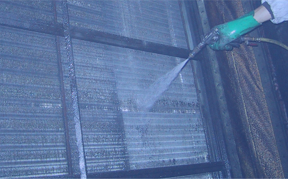 空調機・冷凍機の薬品洗浄